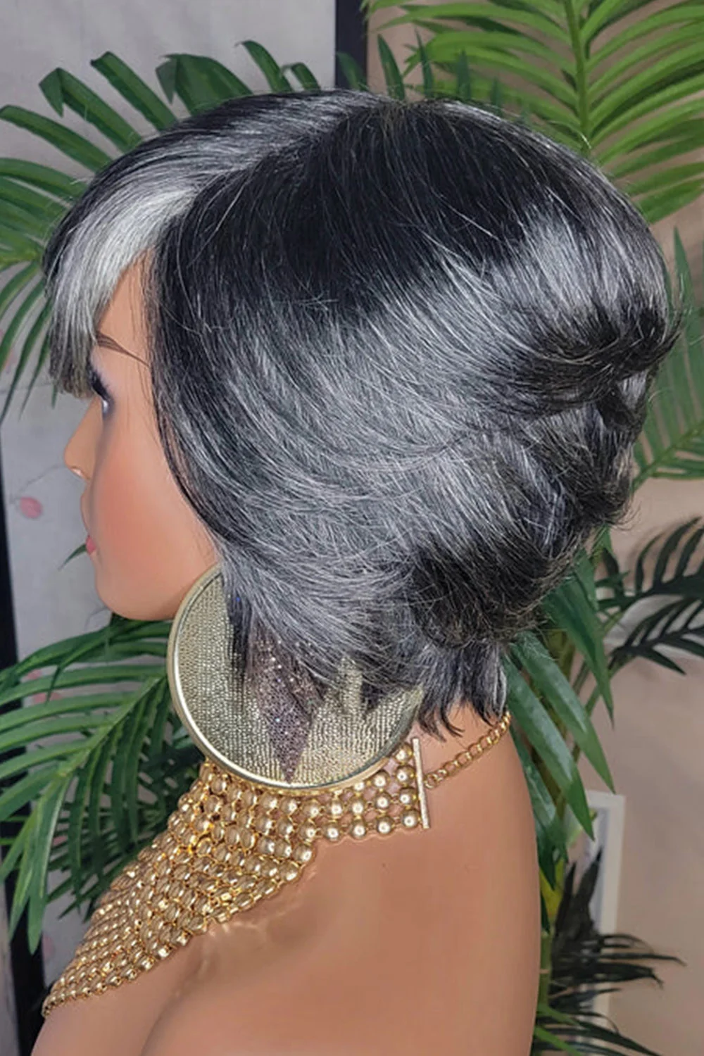 Short Body Wave Layered Bob Wig 13x6 Lace Front Natural Color - Image 5
