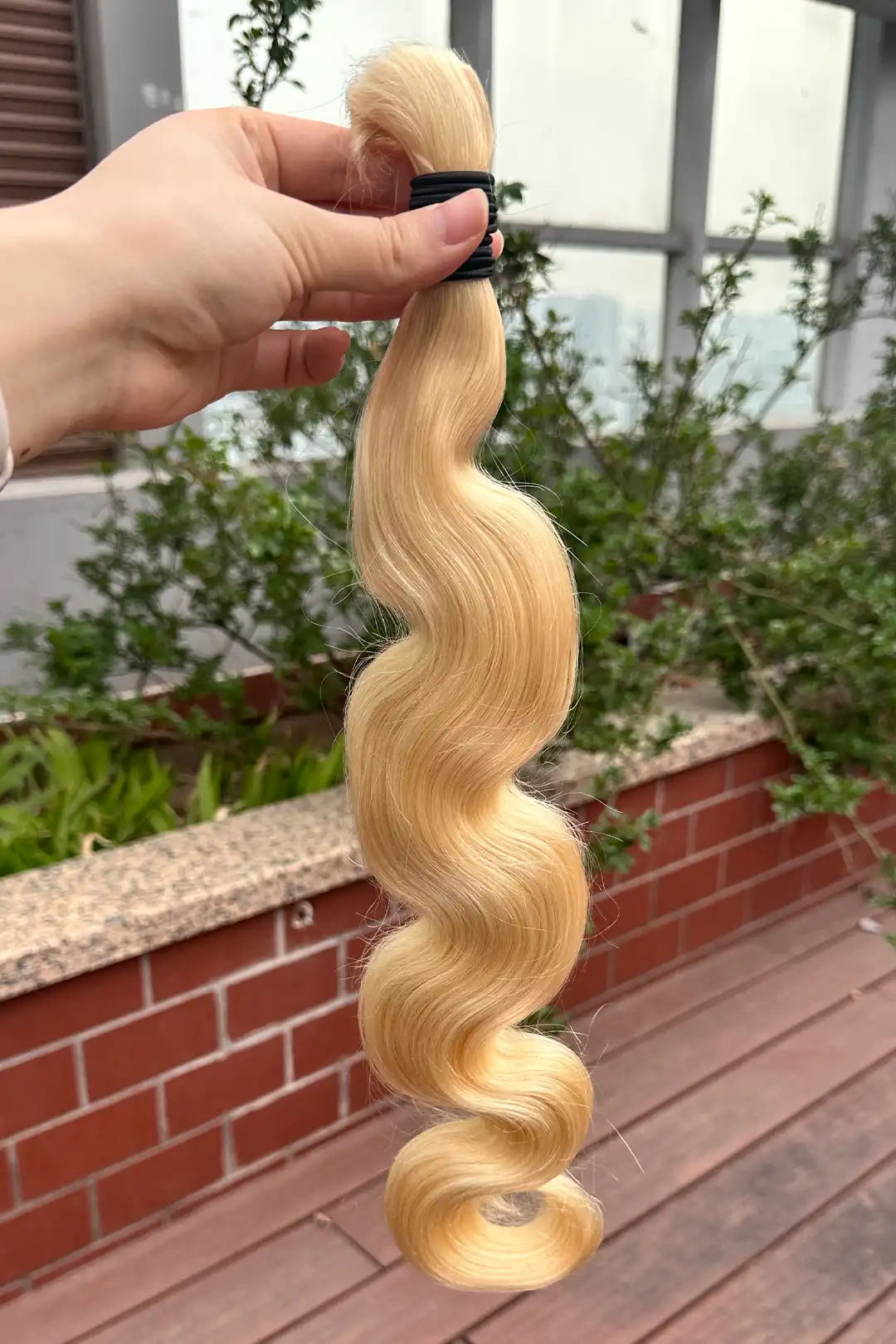 Single Drawn 613 Blonde Body Wave Bulk Human Hair for Braiding - Image 3