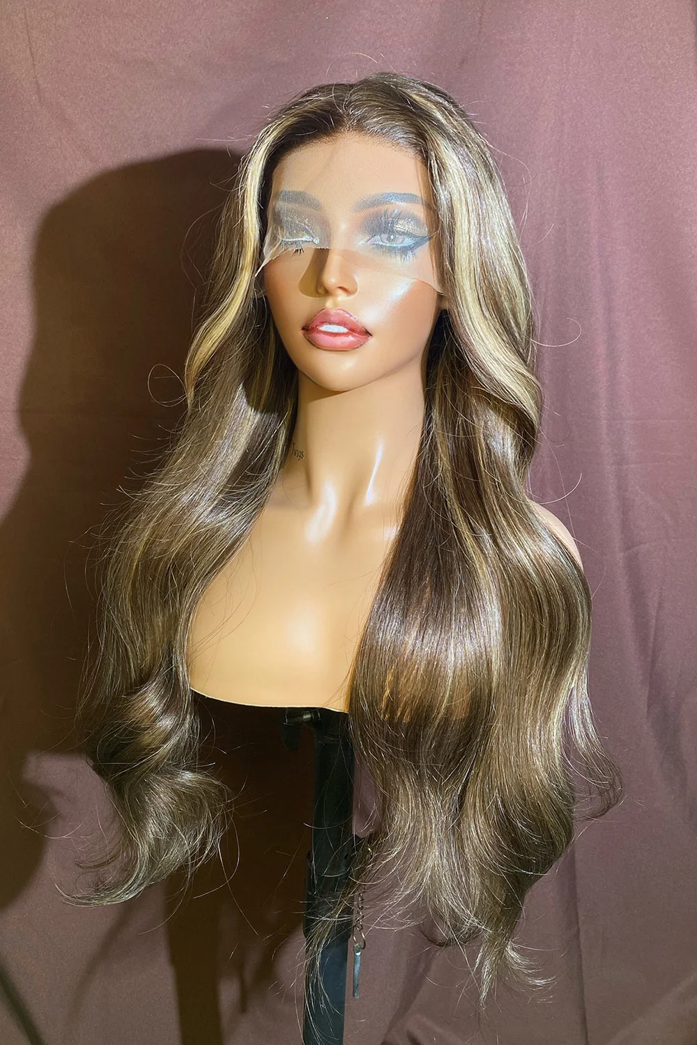 Designer Wigs-T Part Lace Wig 150% Density With Stunning Highlights - Image 2